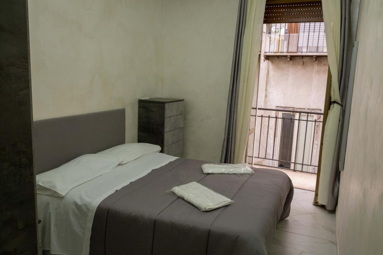 Casa Vacanza Russo Enzo Napels Buitenkant foto