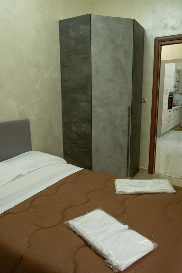 Casa Vacanza Russo Enzo Napels Buitenkant foto