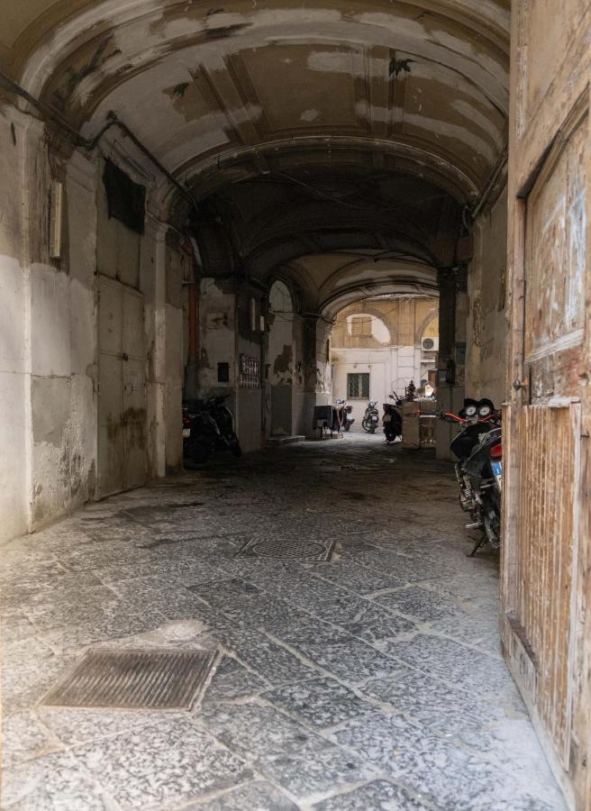 Casa Vacanza Russo Enzo Napels Buitenkant foto