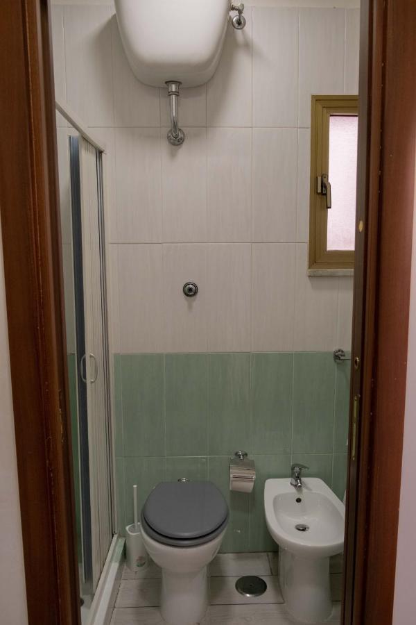 Casa Vacanza Russo Enzo Napels Buitenkant foto